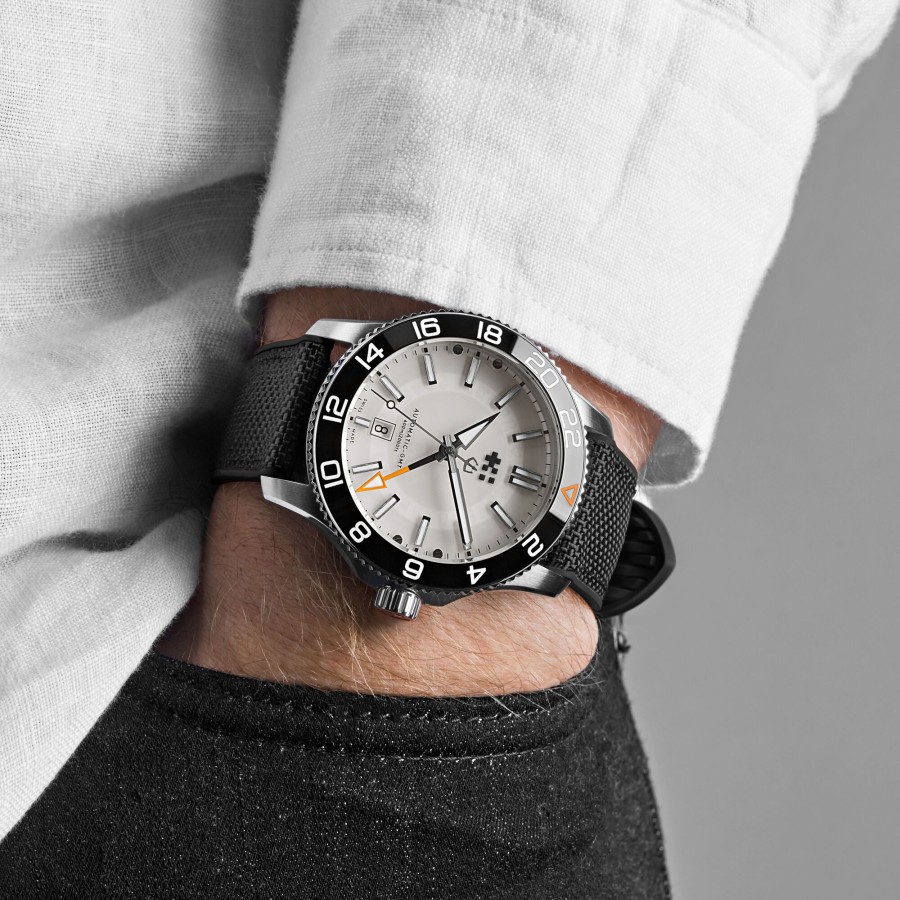 Watches Christopher Ward | C60 Anthropocene Gmt